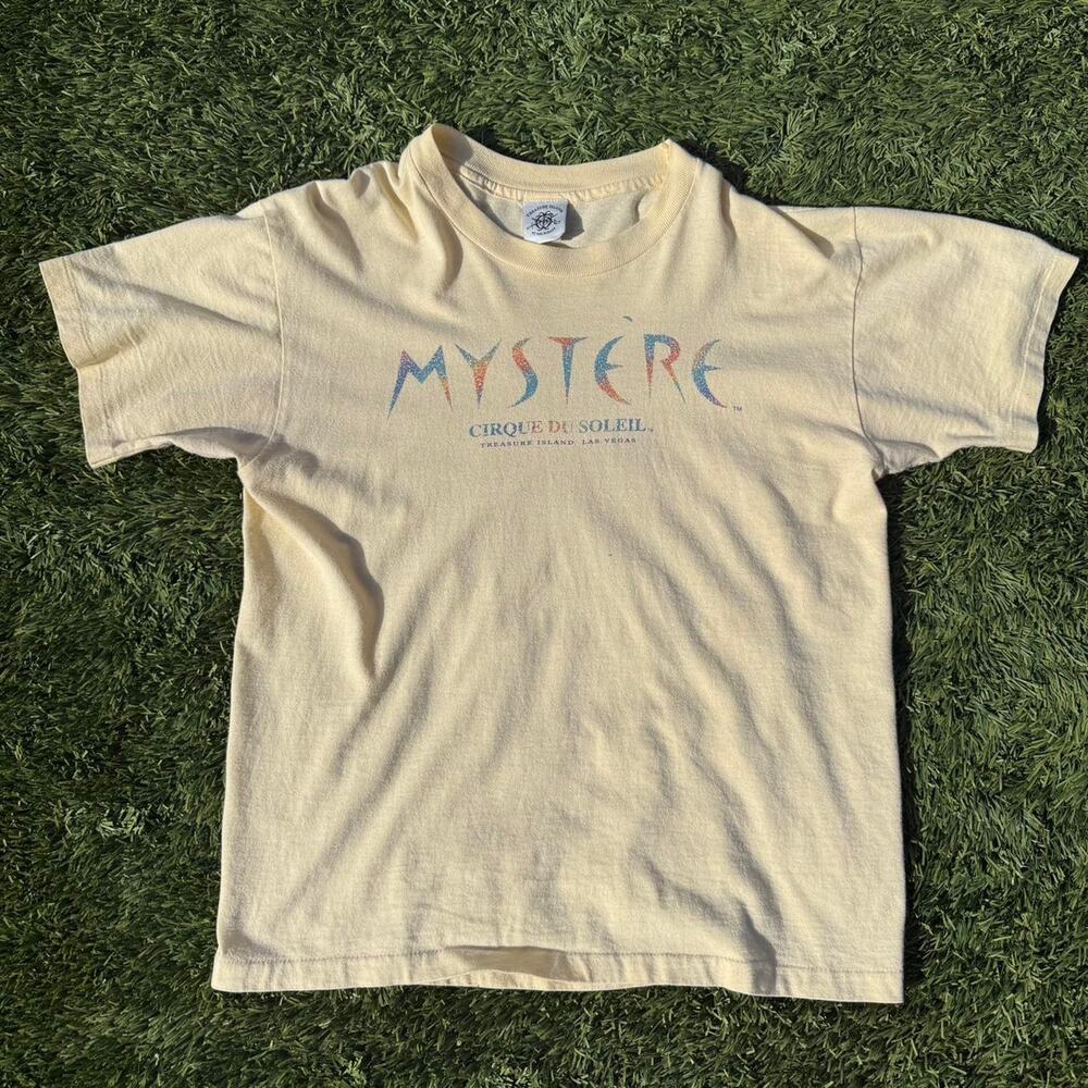 Vintage 90s Mystere Las Vegas Graphic Tee Yellow Size L